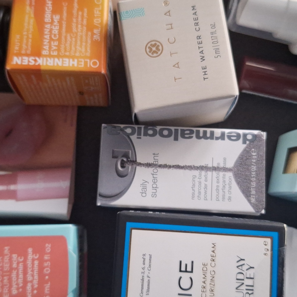 Assorted Bundle - Picture 5 of 6